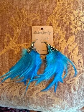 Fashion Jewelry Bright Blue Feather Drop Earrings